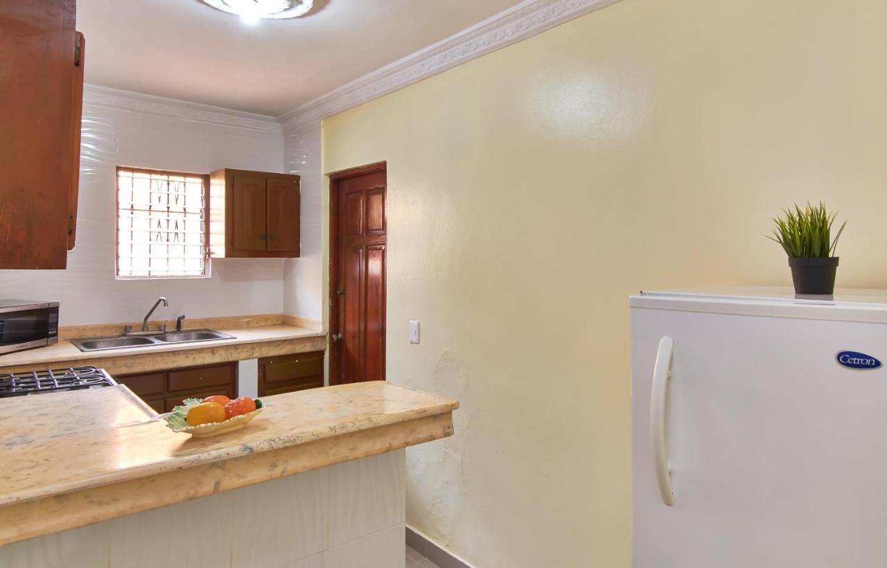 Bnb Tropical Island Aparthotel - Corales Del Sur - Santo Domingo Este Exterior photo