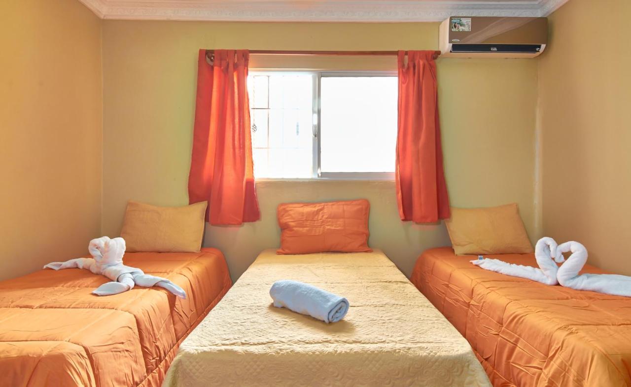 Bnb Tropical Island Aparthotel - Corales Del Sur - Santo Domingo Este Exterior photo